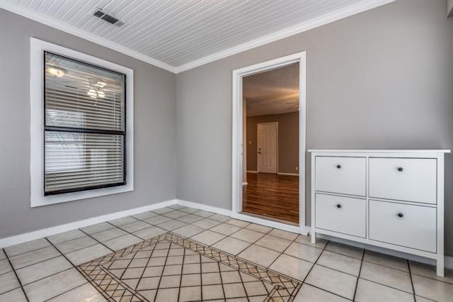 Photo - 312 Mockingbird Ln