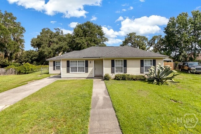 Building Photo - 402 Sterling Creek Dr Rental