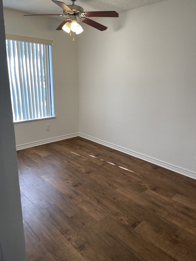 Photo - Wallace Woods Apartments