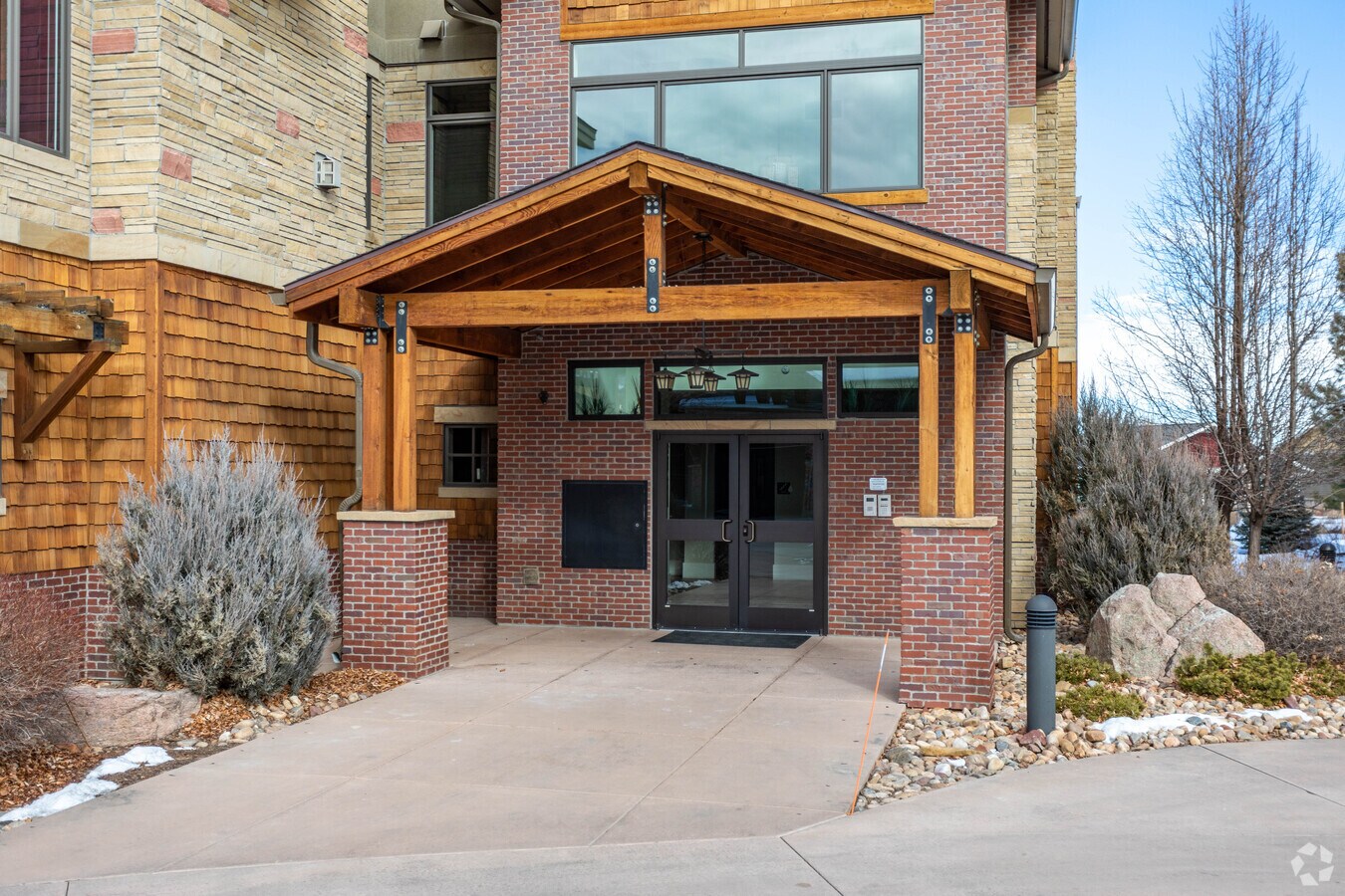 Entrance - Arrowhead Centre Condos