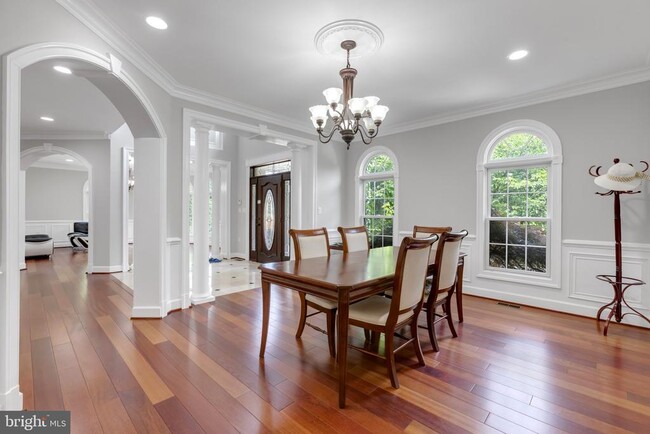 Photo - 6529 Fairlawn Dr