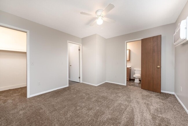 Free Street Apartments