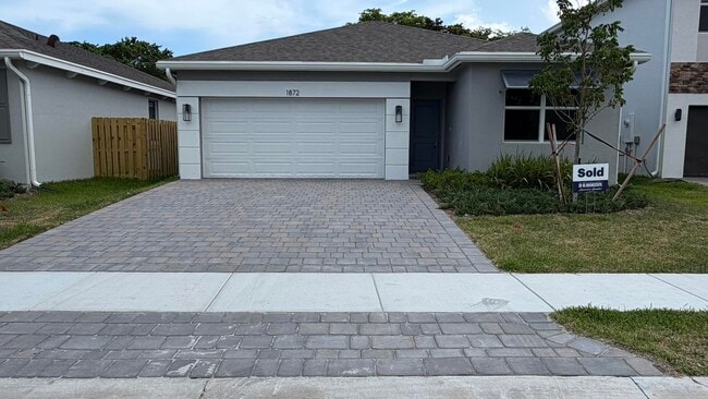 Photo - 1872 NW 6th Ct