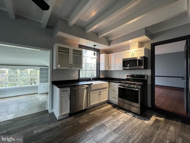 Photo - 7309 River Rd