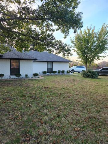 Photo - 16235 Red Wood Cir N