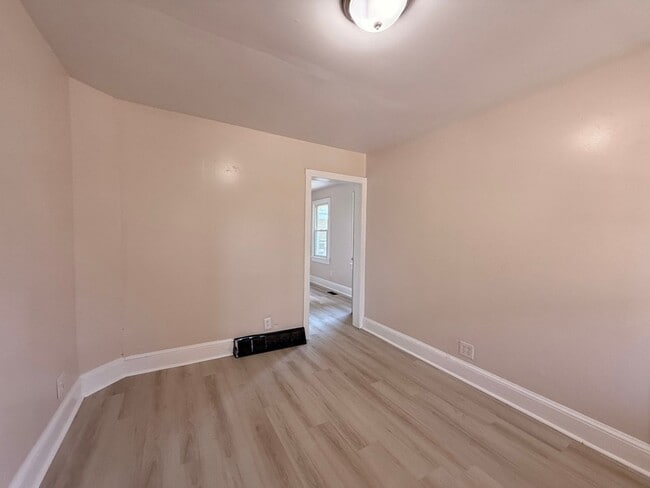 Photo - 243-245-245 South Ave Unidad 245 South