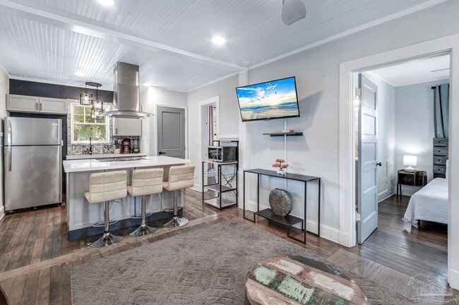 Photo - 107 N D St
