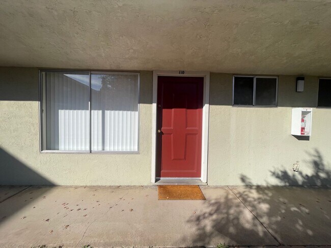 Building Photo - Wonderful Gated Downstairs Apartment Unit 110