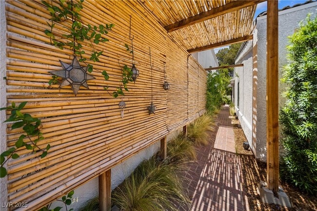 Building Photo - 3027 Bel Air Dr Rental