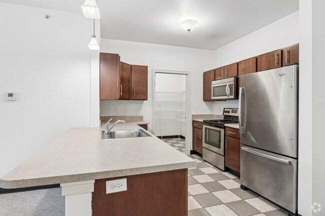 4A 4BR, 4BA - 1,589SF - Kitchen - The Stritz