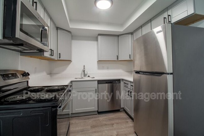 Photo - 4325 E 17th St