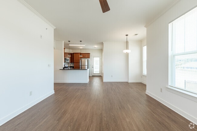 Cadence- 3BR, 2BA - Preston Lake Apartments