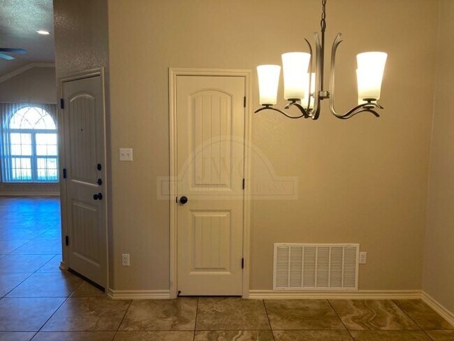 Photo - 5708 Luminous Ln