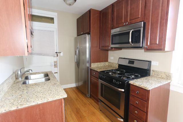 Photo - 2111 W Ainslie St Unidad E4