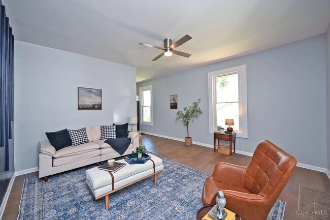 226 Congress Ave