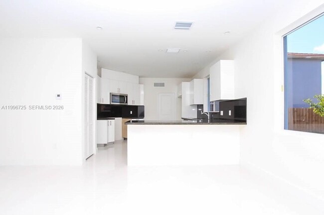 Photo - 15631 SW 11th Terrace