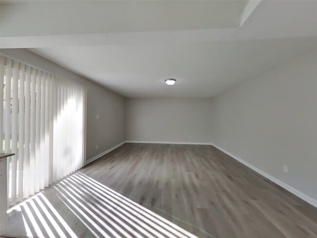 Photo - 5655 Hardwood Forest Dr