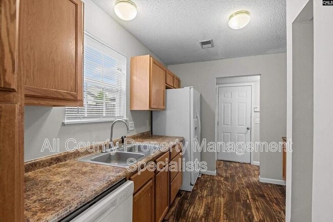 5 Sterling Ridge Ct