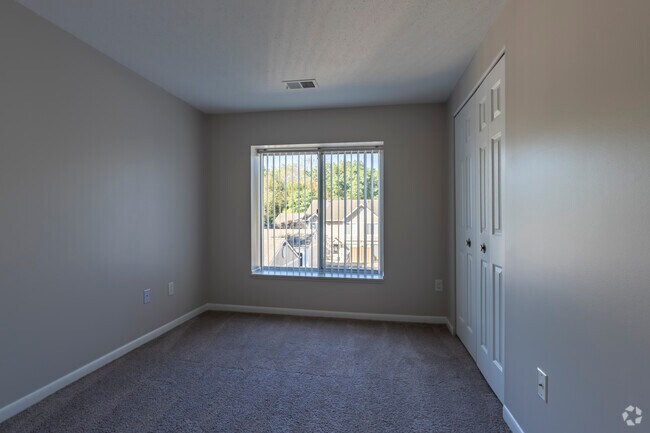 2BR, 1.5BA - 952SF - Upgrade - Bedroom 2