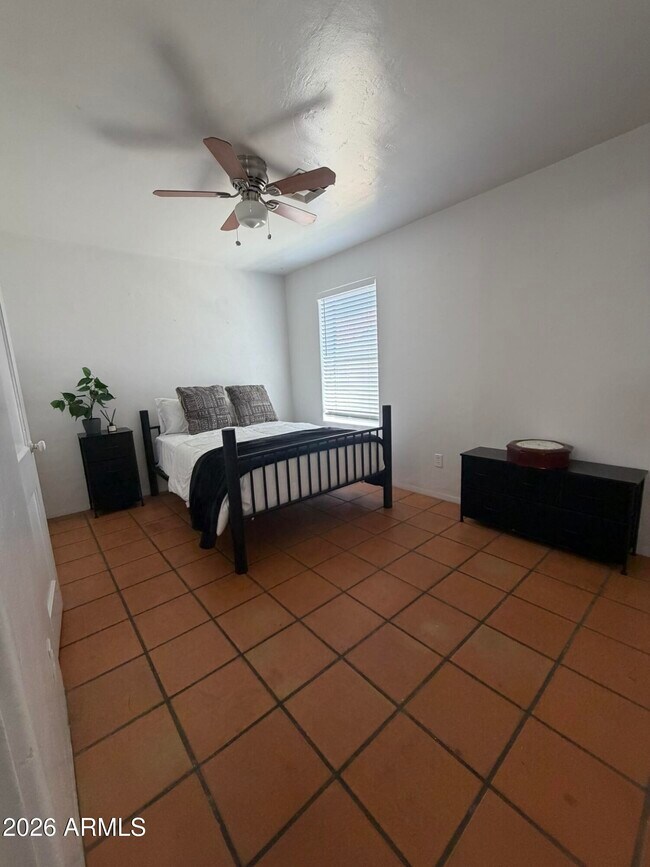 Photo - 712 W Taylor St Unit 2