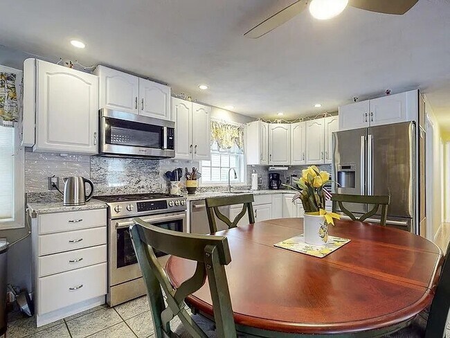 Photo - 22 Clyde St Unit Apartment 2