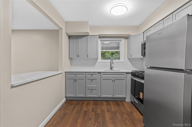 Photo - 401 Olmstead Ave Unit 3