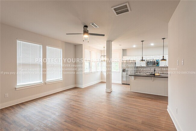 Photo - 1047 S Laramie Hts