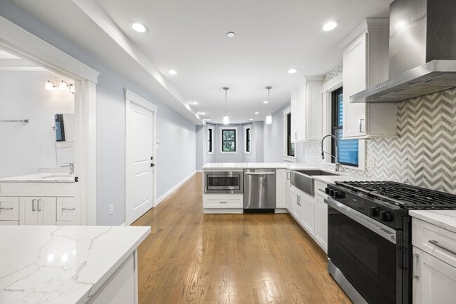 Photo - 229 E Eagle St Unit 2