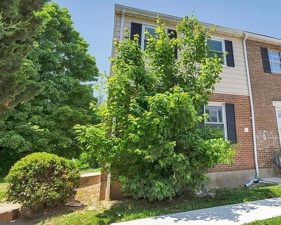 Photo - 8221 Tomlinson Ct