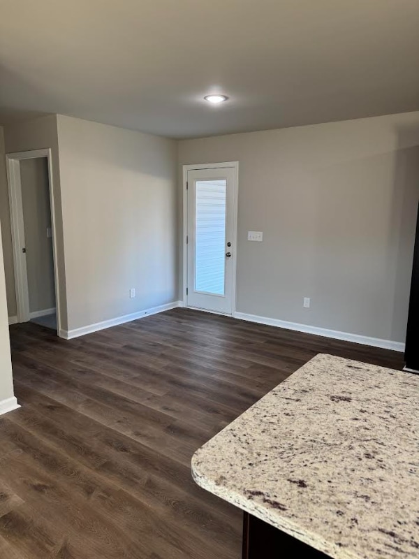 Photo - 307 Grand Oaks Dr