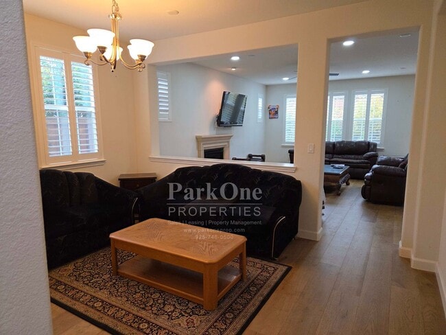 Photo - Beautiful 4 Bed 2.5 Bath Cul-de-Sac Home in San Ramon