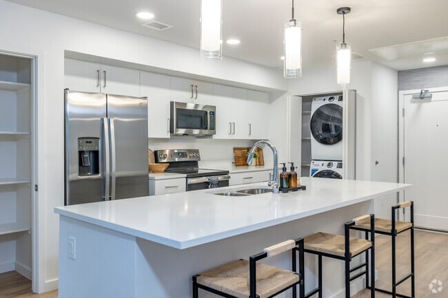 1BR, 1.5BA - 1,080SF - Kitchen