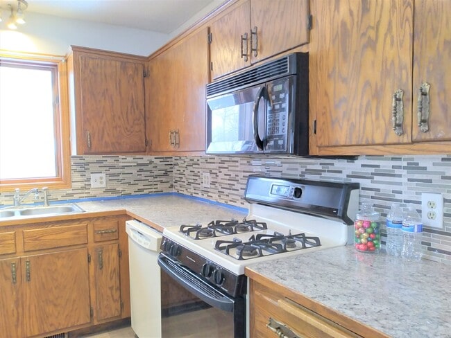 Photo - 6830 Yuma Dr House