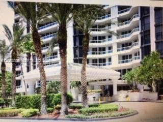 Photo - 21205 Yacht Club Dr Unit 810