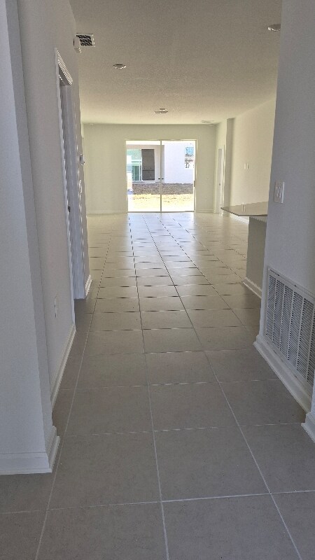 Photo - 2917 Yukon Trl