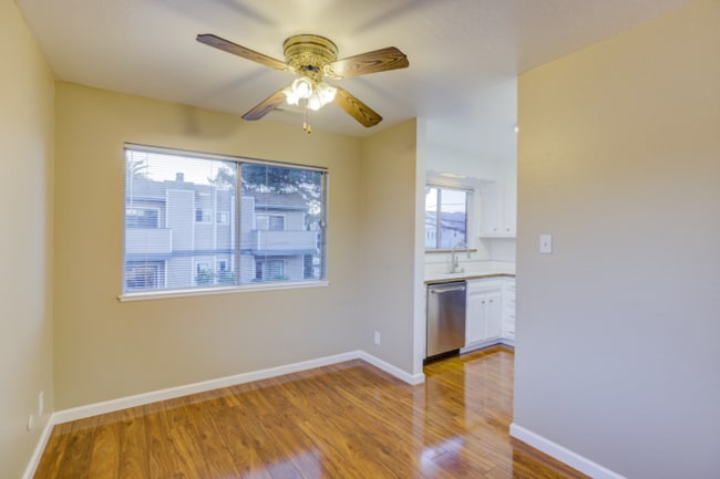 Photo - 739 Highland Ave Unit 2
