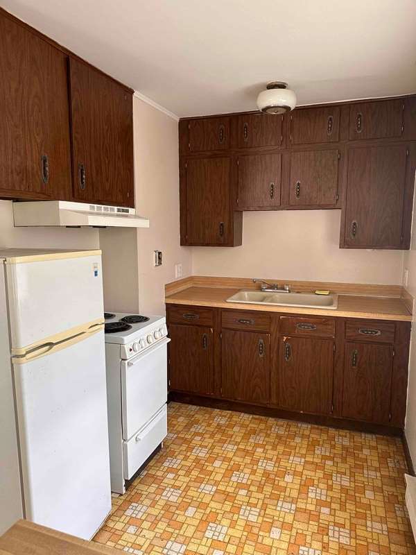 Photo - 311 N Van Buren St Unit 3