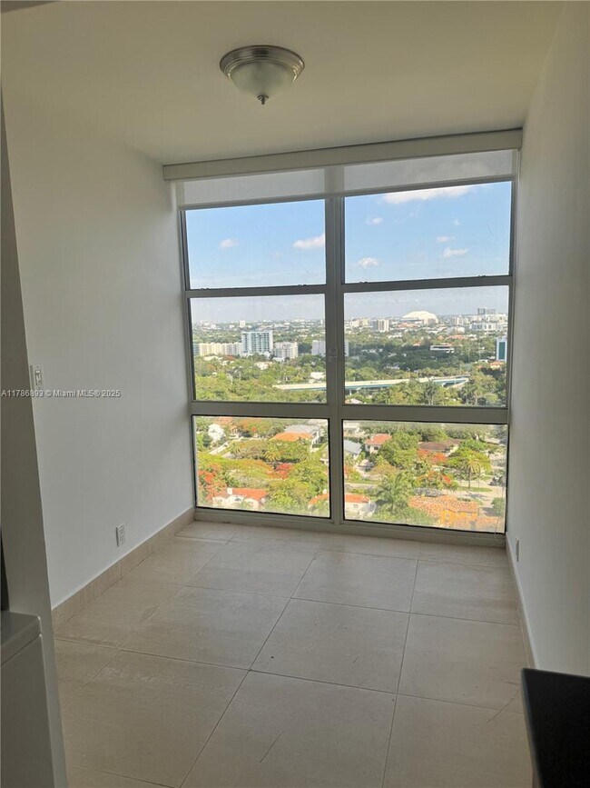 Photo - 1901 Brickell Ave Unit B2408
