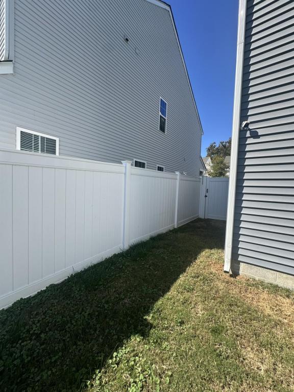 Photo - 724 Hezekiah Little Dr