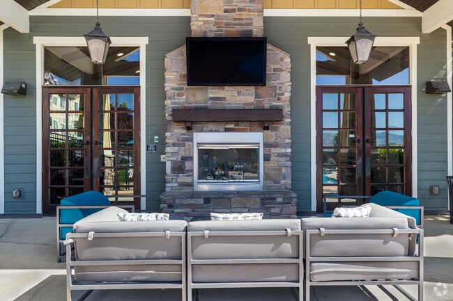 Outdoor Fireplace 1