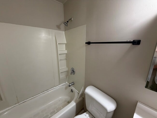 Photo - 1612 Crestview-