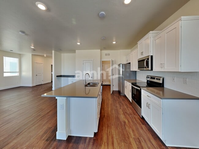 Photo - 4101 Keklik Ave