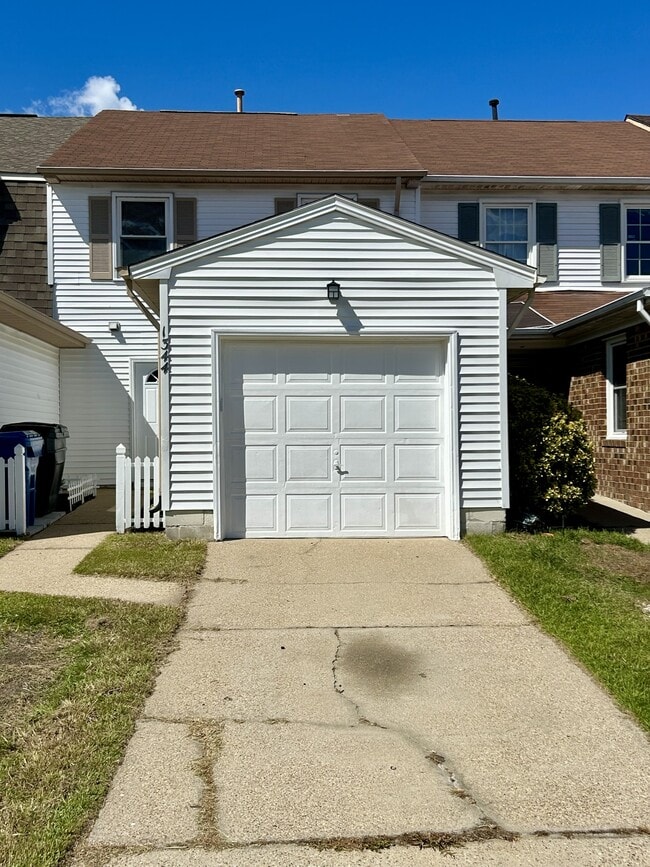 Building Photo - 1344 Hafford Rd Rental
