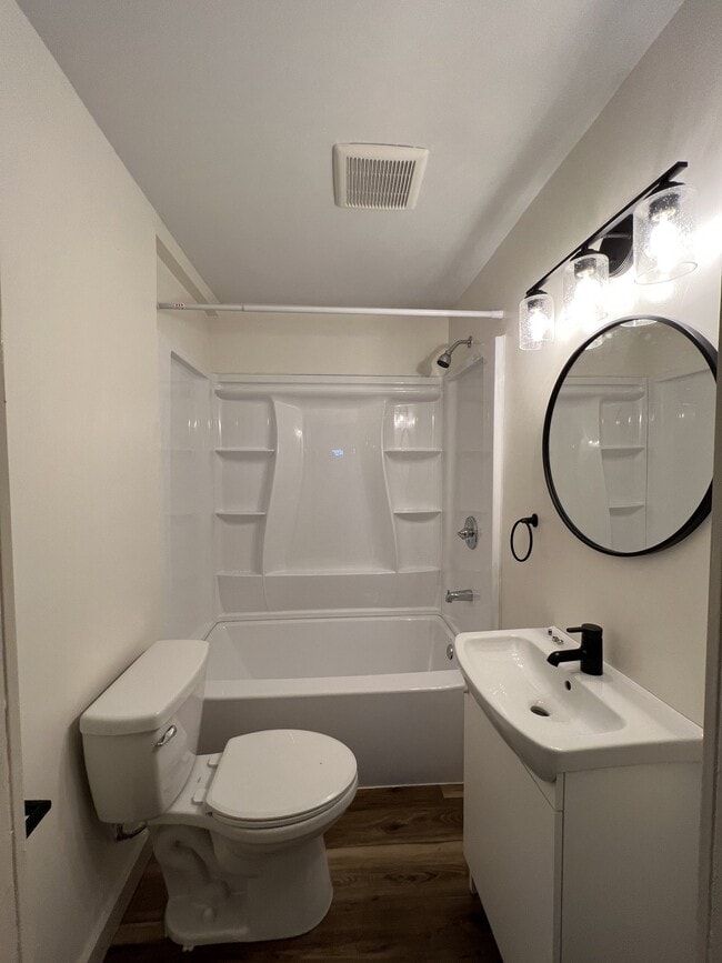 Photo - 2801 Carson Ave