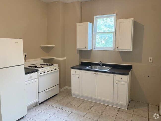 Building Photo - 1114 Seymour Ave Unit 2 Rental