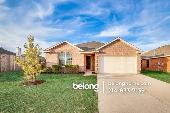 Building Photo - 901 Plumeria Dr