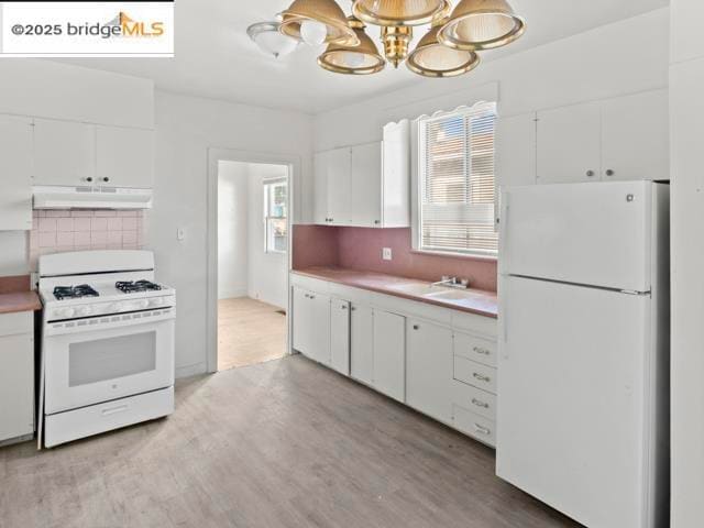 Photo - 1556 78th Ave