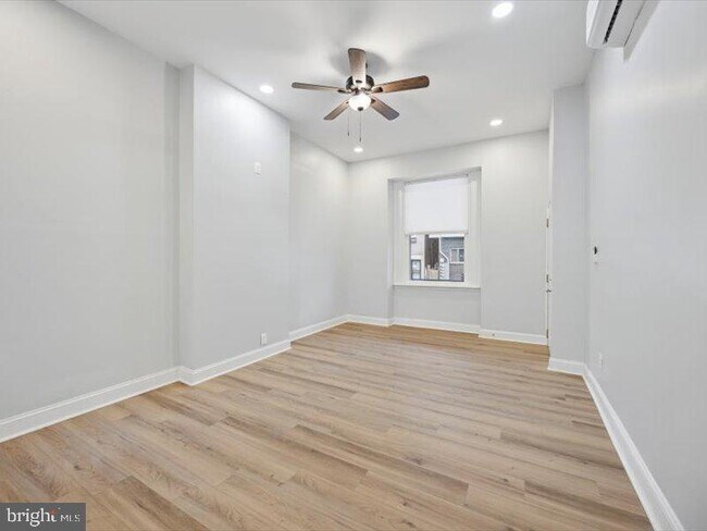 Photo - 2253 N Delhi St