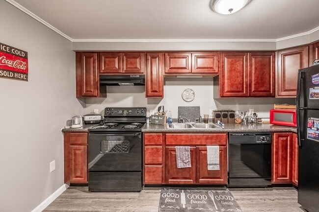 Photo - Willow Rock Apartments