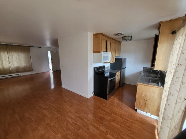 Photo - Mar Vista Apartments